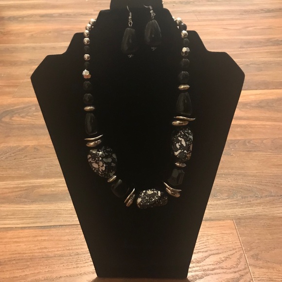 Black & silver marble print necklace & earrings! - Picture 2 of 3